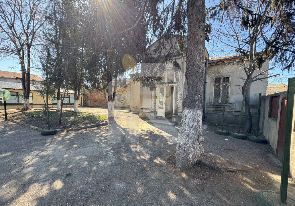 central, casa cu 400 mp teren, Postei - N. Balcescu - Greceanu