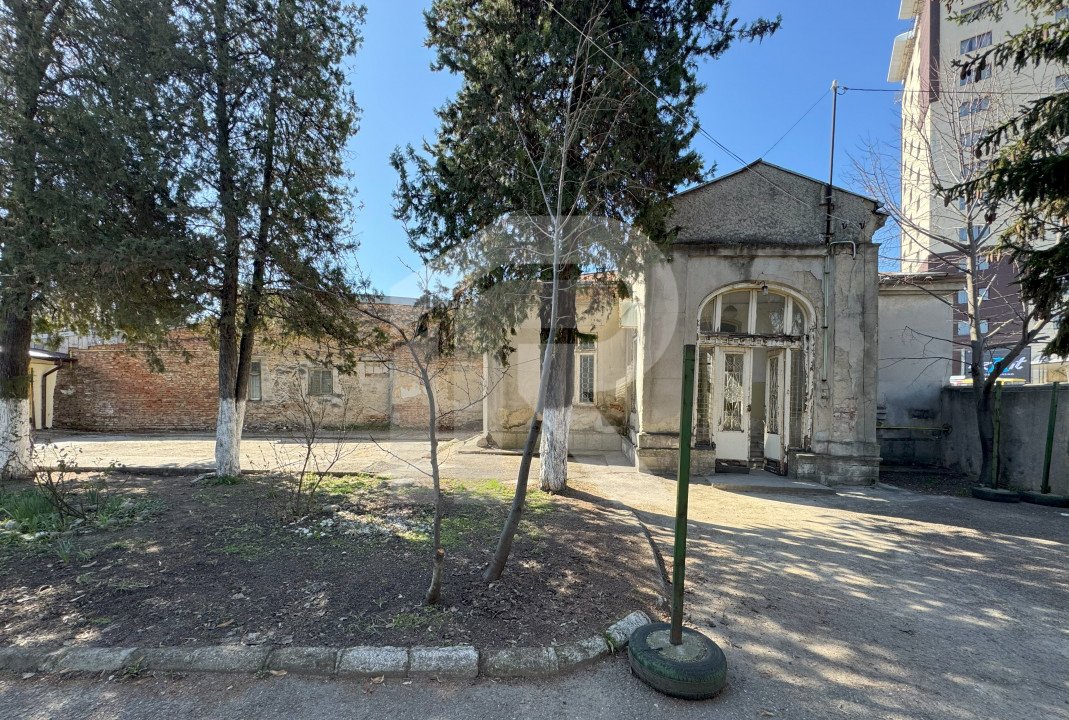 central, casa cu 400 mp teren, Postei - N. Balcescu - Greceanu