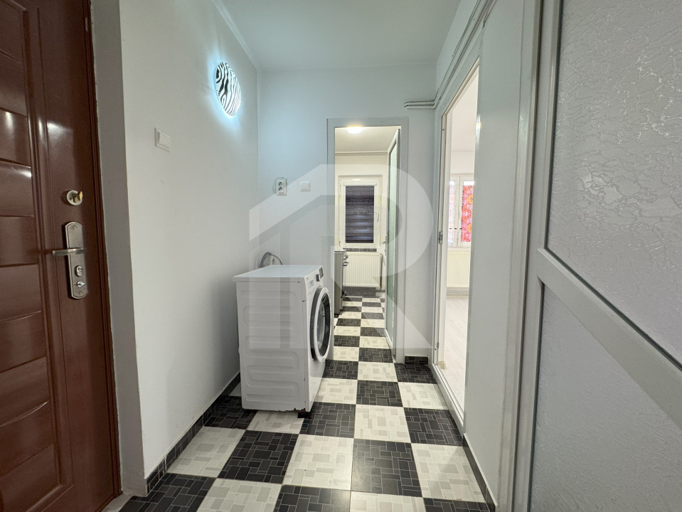 apartament 3 camere, parter, Plopeni, langa padure